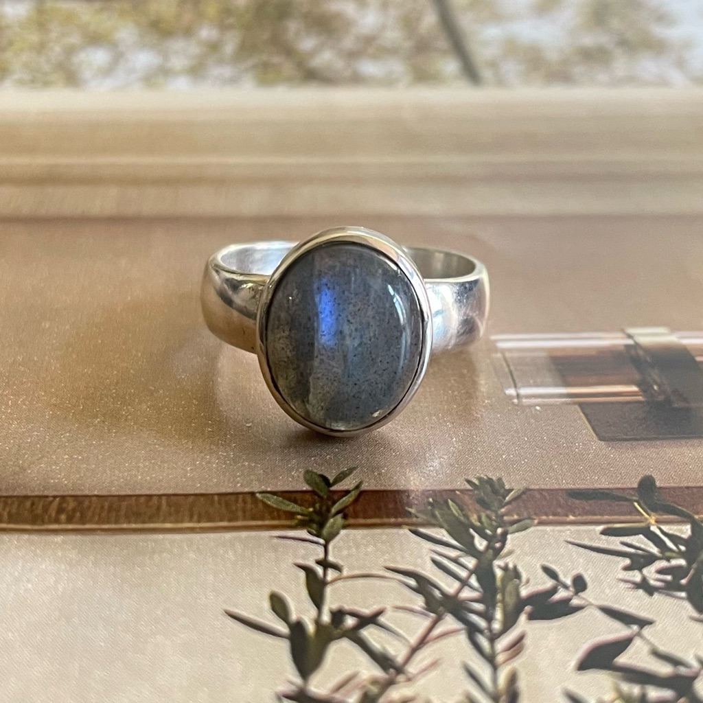 Beautiful 925 Sterling Silver Labradorite Ring Size 8 Natural Labradorite!